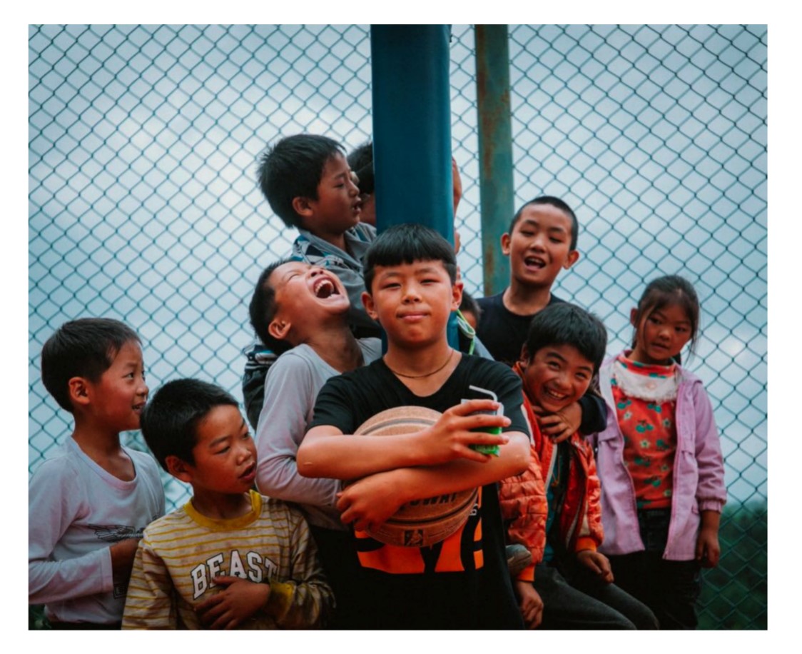 周庆东几年前还是鹊落小学的孩子